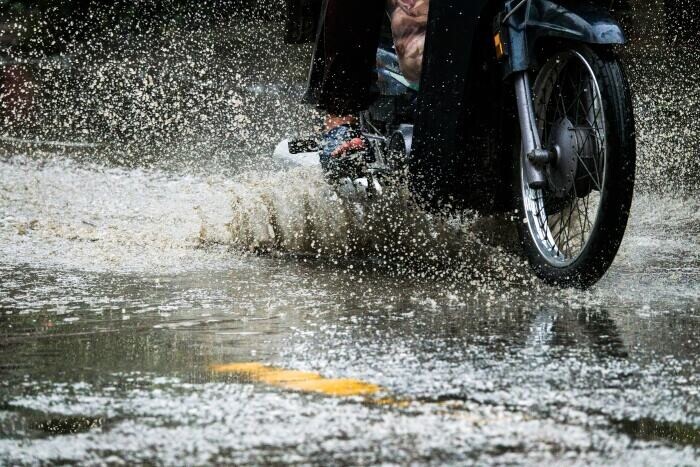 Taner Çağlar Anlatıyor: Islak Zeminde Sürüş